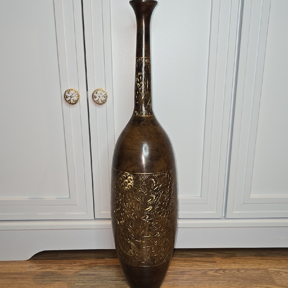 Elegant Brown and Gold Decorative Vase